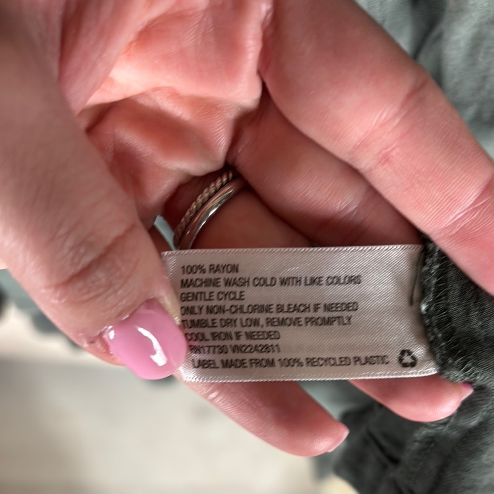 Ava & Viv > Dark Green Flowy Vest 2X - Picture 7 of 8